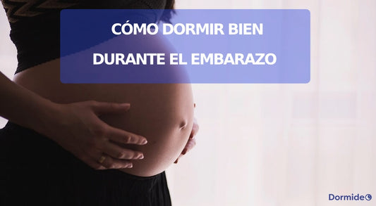 mujer embarazada tocando su vientre